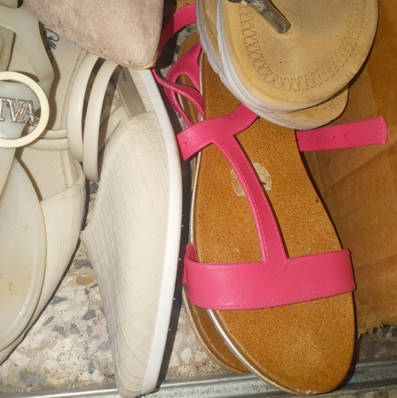 Shoe bundle - Picture 8 of 9